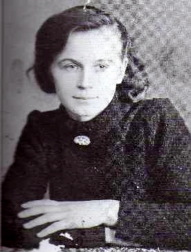 Elżbieta Kozanecka (? - 1949), ps. "Basia", żołnierz AK/NZW. W czasie wojny łączniczka Armii Krajowej. Po wkroczeniu wojsk sowieckich w NZW. W grudniu 1948 r.