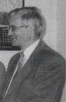 KRZYSZTOF OLSZEWSKI (1974-2013) Dr Krzysztof Olszewski Prodziekan ds. studenckich Wydział Geografii i Studiów Regionalnych (1996-2002) Urodził się 16 lutego 1945 r. w Sarnakach (powiat Łosice).