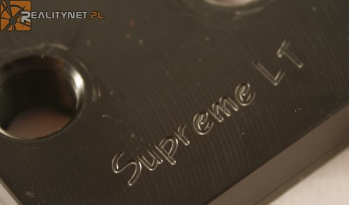 2. EK SUPREME LT, MNP POSEIDON V2 EK SUPREME LT Znany i ceniony producent akcesoriów do chłodzenia cieczą, firma Ek WaterBlocks wydał odchudzoną wersję bloku Ek Supreme.