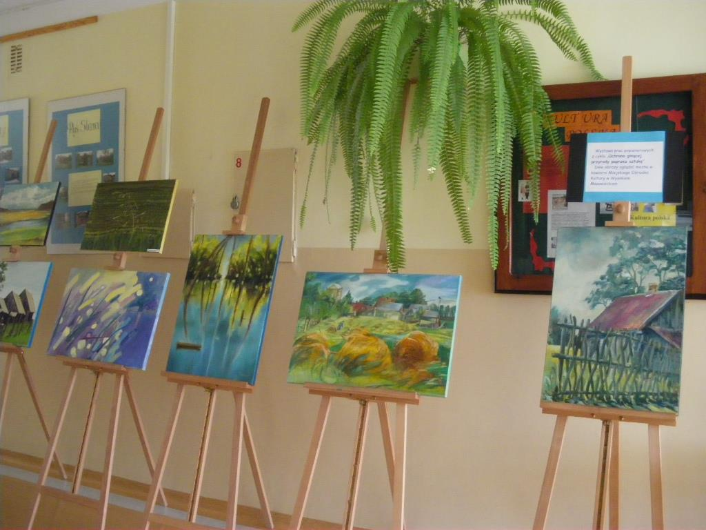 Wystawa poplenerowa W okresie od 1 X 2012r. do 3 XII w bibliotece można było oglądać wystawę pt. Ochrona ginącej przyrody poprzez sztukę.