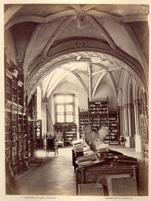 Sala Obiedzińskiego w Collegium Maius w XIX wieku Fot. Ignacy Krieger źródło: strona internetowa BJ http://www.bj.uj.edu.pl/o_bib/dziejebj1_pl.php#3 394 Forum Bibl. Med. 2013 R.