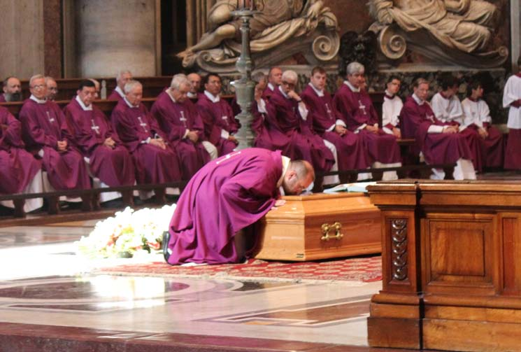 Wyrażam też naszą wdzięczność Ojcu Świętemu Benedyktowi XVI i władzom Kościoła w Rzymie, obecnym tu kardynałom (Angelo Sodano, Giovanni Coppa, Paolo Sordi), arcybiskupowi i współbratu Gianfranco
