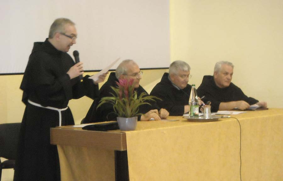 Międzynarodowa Komisjads. Rewizji Konsytucji MKRK Fr. Fermino GIACOMETTI Koordynator MKRK Kongres na temat życia kontemplacyjnego W dniach 18-19 maja 2012 r.