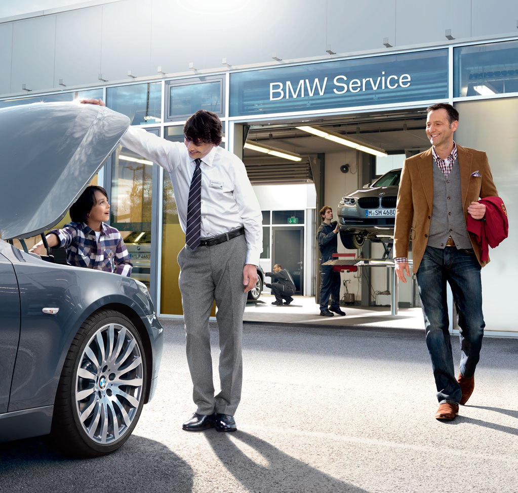 SERVICE INCLUSIVE. Dzięki Service Inclusive możemy cieszyć się czystą radością z jazdy BMW, nie martwiąc się o przeglądy i serwisowanie pojazdu.