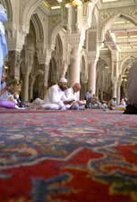 Przedmioty Kurs, zależnie od edycji, może zawierać wszystkie, bądź niektóre z następujących przedmiotów, kończących się zaliczeniem na ocenę: Ogólne pojęcie mistyki Charakterystyka islamu Święte