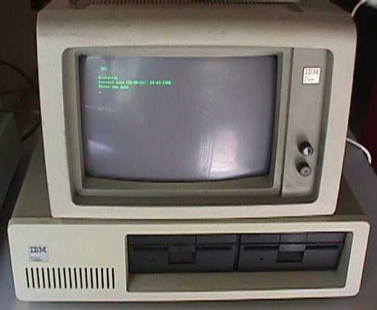 Pierwszy komputer klasy PC IBM PC XT Procesor