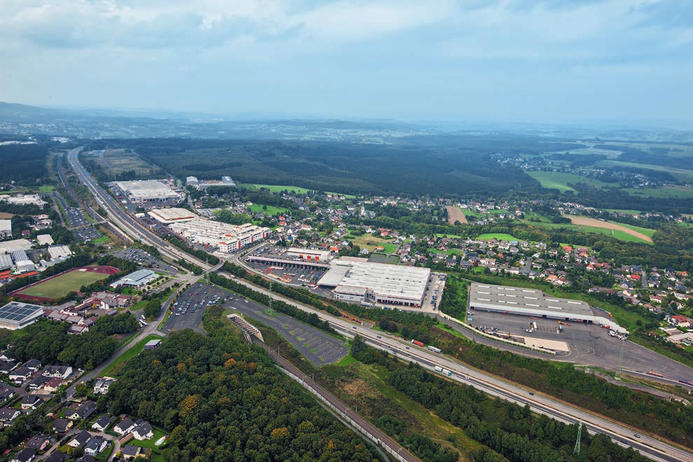 02 03 Wirtgen tam, gdzie powstają innowacje To, co zaczęło się w 1961 r. w firmie transportującej materiały budowlane, przez lata rozwinęło się w kierunku kuźni innowacji technologicznych.