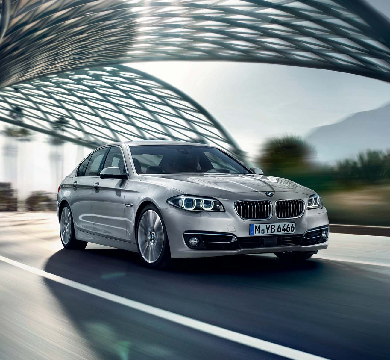 BMW serii Limuzyna Cennik Listopad Radość z jazdy BMW SERII