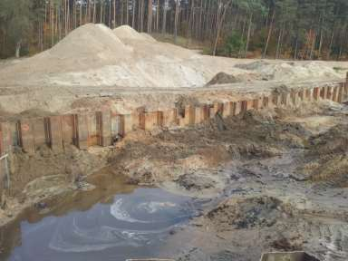 Zadanie nr 18 : Zbiornik Regolowiec w leśnictwie Haraszowskie, powierzchnia lustra wody 3,52 ha, objętość