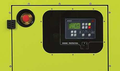 ACP- Automatyczny Panel Sterowania Automatyczny panel sterowania na agregacie, wyposażony w cyfrowy sterownik AC03 dla monitorowania, sterowania i zabezpieczenia agregatu, zabezpieczony zamykanymi