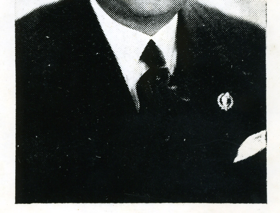 Hundsdorff Juliusz kupiec Urodził się 29.01.1901 w Nowem. Po skończeniu szkoły średniej, uczył się zawodu kupieckiego w branży metalowej oraz sprzętów gospodarstwa domowego w Chojnicach.