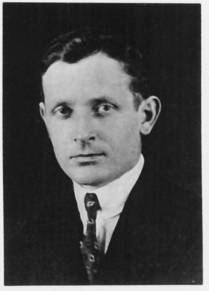 Bieliński Kazimierz inżynier, dyrektor Miejskich Zakładów Elektrycznych Urodził się 15.09.1897 r. w Rzeżęcinie (gmina Morzeszczyn), ojciec prowadził gospodarstwo rolne.