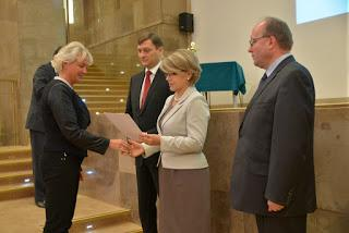 Dobrowolna inicjatywa prośrodowiskowa CP Volutnary environmental CP initiative Najlepsi zostają laureatami Polskiego Rejestru Czystszej Produkcji i Odpowiedzialnej