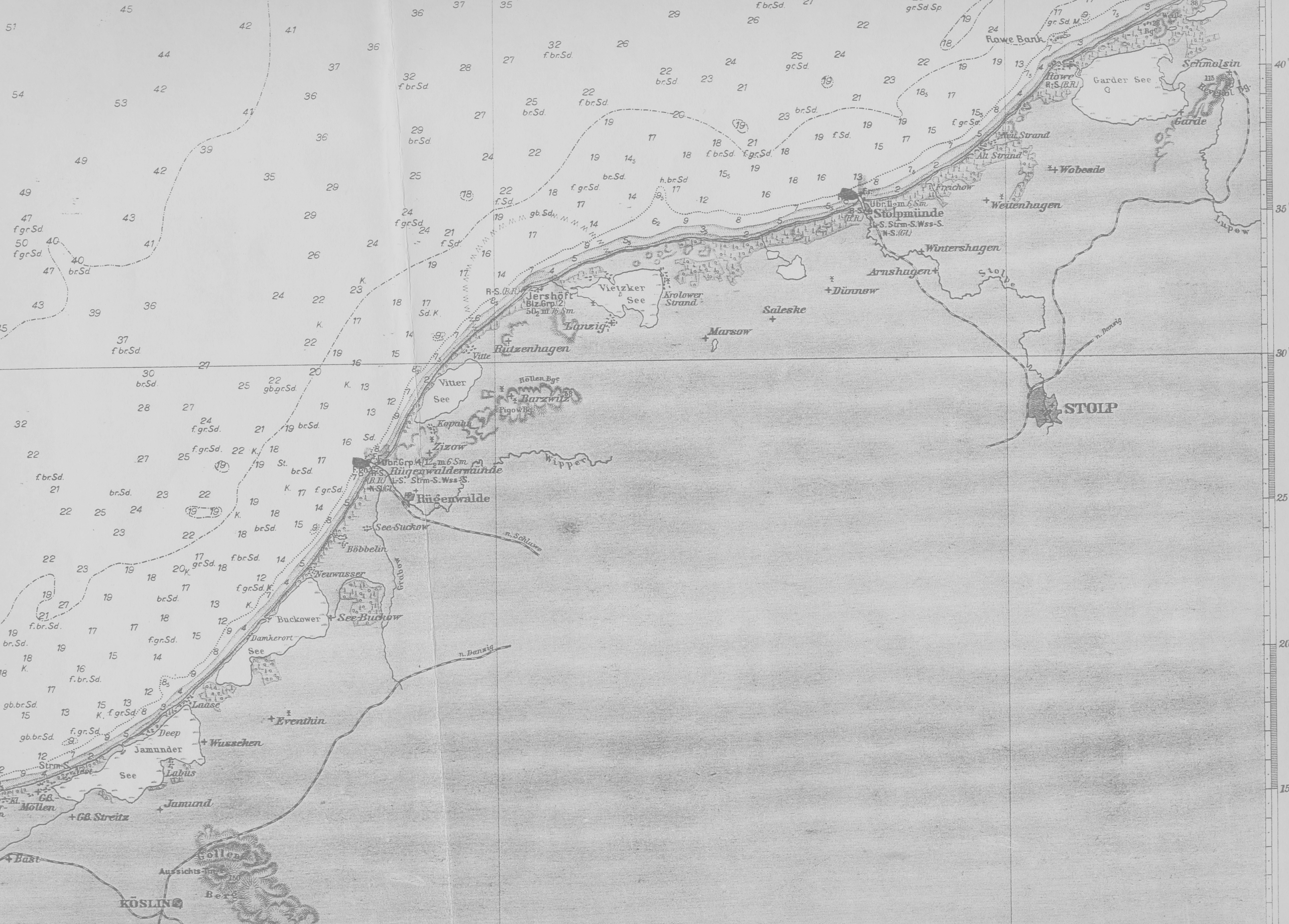 Pokazana poniżej (tylko w części dotyczącej słupskiego wybrzeża) mapa morska określa znaki nawigacyjne wzdłuż morskiego wybrzeża i drogi wodnej- Słupi; od Bałtyku do miasta Słupsk.