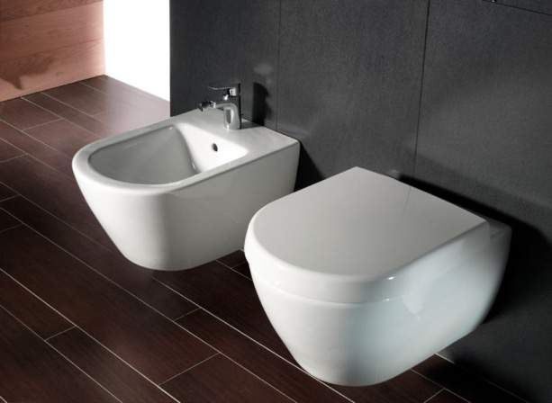 CERAMIKA / CERAMICS Villeroy & Bosch Ceramika łazienkowa (WC-kompakt, WC podwieszany, umywalka 50-60cm na