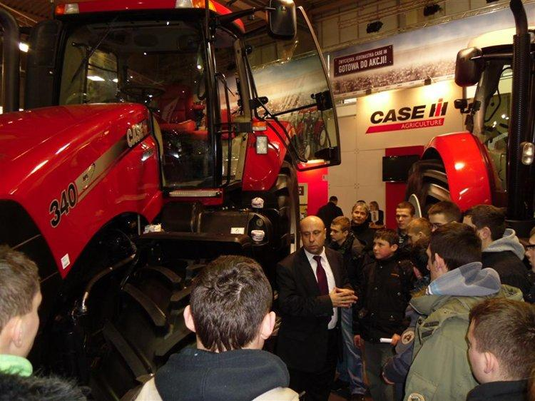 Dnia 17 lutego 2012r. uczniowie technikum rolniczego Zespołu Szkół Rolniczych w Grzybnie uczestniczyli w Międzynarodowych Targach Mechanizacji Rolnictwa POLAGRA PREMIERY.