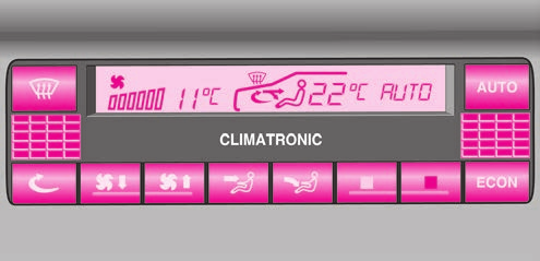 Ogrzewanie i klimatyzacja 95 Przewietrzanie samochodu przy wyłączonym zapłonie* W samochodach z dachem przesuwno-uchylnym, wyposażonym w ogniwa słoneczne, po wyłączeniu zapłonu dmuchawa klimatyzacji