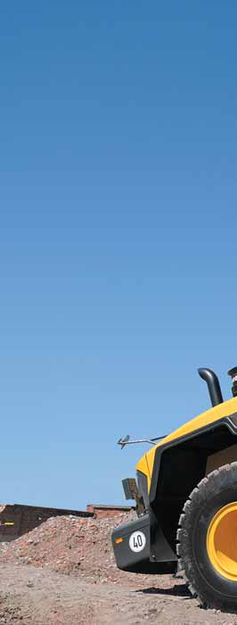 Wysoka wydajność i ekonomika paliwowa Oszczędny silnik ecot3 Nowy silnik Komatsu SAA6D107E-1 charakteryzuje się wysokim momentem obrotowym, wyższymi osiągami przy niskich prędkościach obrotowych i