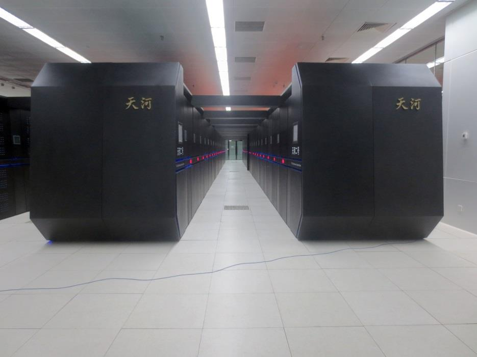 Tianhe-2 3 120 000 rdzeni 33 862,7 TFLOPS 17 808,00 kw