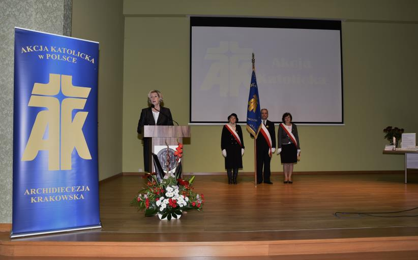 sens tych wydarzeń i nakreślił rolę i zadania stojące przed Akcją Katolicką. Głos zabrał też wicewojewoda Pan Piotr Ćwik, gość uroczystości.