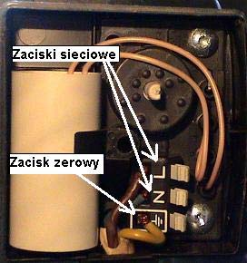 Bezpieczeństwo użytkowania regulatora 1. W przypadku jakichkolwiek operacji podłączania (odłączania) urządzeń do regulatora należy wyjąć wtyczkę zasilającą z gniazda sieciowego.