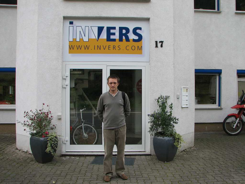 Wspomnienia z praktyk w Siegen, Niemcy. 2. czerwca 5.września 2006 W trakcie wakacji 2006 miałem przyjemność wyjechać za pośrednictwem IAESTE na 3 miesięczną praktykę w Niemczech.