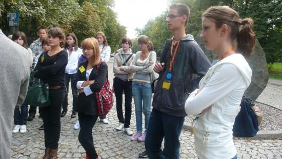 Sebastian Sitek VII miejsce laureat Justyna Kosiorowska - XV miejsce wyróżnienie Klasa 2 Klaudia Kania III miejsce laureat, nagroda książkowa Weronika Rawska IV miejsce laureat, nagroda książkowa