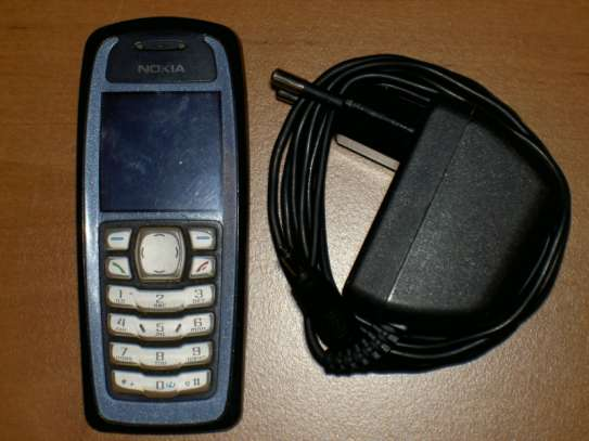 40. Telefon komórkowy NOKIA 3100 I/193/04 PLUS, sprawny, brak instrukcji