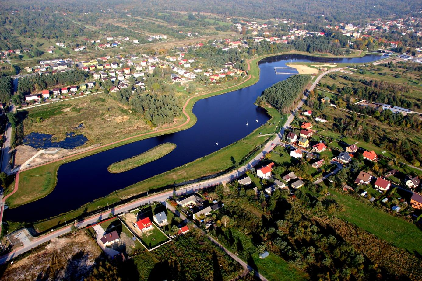 CHARAKTERYSTYKA SYTUACJI SPOŁECZNO-GOSPODARCZEJ I PRZESTRZENNEJ NA OBSZARZE GMINY BLIŻYN Rysunek 1.