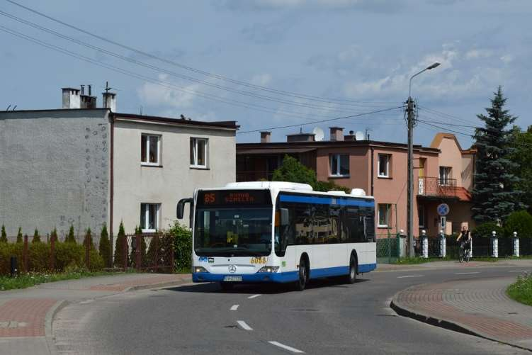 Uzupełnieniem komunikacji miejskiej jest system miejskiego transportu osób niepełnosprawnych.