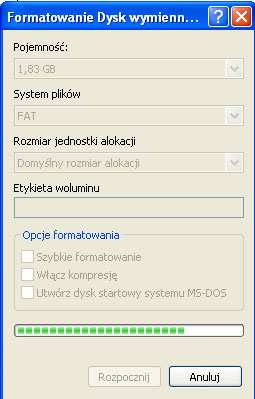 System powinien domyślnie zaproponować formatowanie karty na system plików FAT (inaczej FAT16).