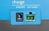 naładowania urządzenia PPP z układu elektrycznego pojazdu, panelu słonecznego 12 V lub akumulatora 12 V.
