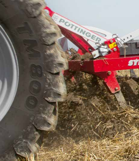 SYNKRO serii 1020 Wytrzymałe zęby i redlice Słupice mają łukowatą formę, ktora zapewnia optymalny kąt roboczy.