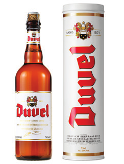 Belgia Duvel Blond Belgian blond znane na całym świecie tworzony przez czwarte pokolenie rodziny Moortgat z połączenia słodów czeskiego chmielu i unikalnego szczepu