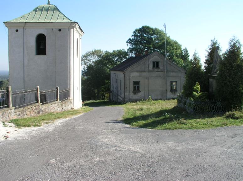 Będków, Bolesławiec, Burzenin, Chełmo, Gidle, Kamieńsk, Kiernozia, Krośniewice, Łask, Łubnice, Majkowice, Mileszki, Parzęczew, Poświętne, Spała, Spycimierz, Stryków, Szadek, Tuszyn, Złaków Borowy,