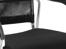plastikowych nakładek na nogi krzesła.