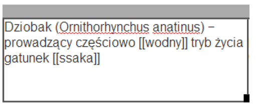 Wyrazy, które uczeń będzie musiał uzupełnić należy wstawić w podwójnym nawiasie kwadratowym.