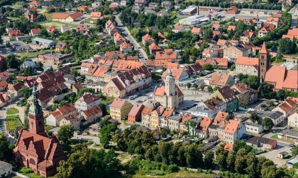 PRZERWA NA KAWUSIĘ? Kawa - napój sporządzany z palonych, a następnie zmielonych lub poddanych instantyzacji ziaren kawowca, zwykle podawana na gorąco.