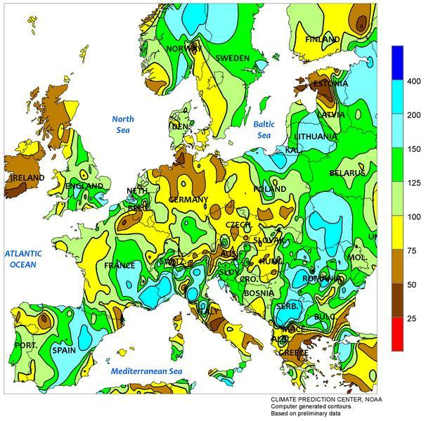 5 MAPA 2 Odchylenie wielkości opadów atmosferycznych od