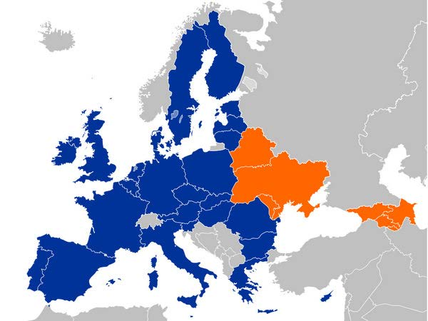 Konkluzje polskiej prezydencji tycznych (edukacja, młodzież, nauka, kultura, sport), sesji informacyjnych oraz bogatego programu kulturalnego (zwiedzanie CNK, prezentacja projektu I, Culture