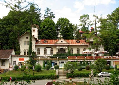 Tarnowskie Góry zwiedzanie Kopalni Rud Srebrnonośnych lub Kopalni Czarnego Pstrąga. Powrót w umówione miejsce. Cena: 8zł PIENINY - SZCZAWNICA Szczawnica - Park Zdrojowy Wyjazd z umówionego miejsca.