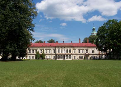 Wspaniała i niezapomniana przygoda. Powrót w umówione miejsce. Cena: 00zł INWAŁD PARK MINIATUR I TWIERDZA ŚREDNIOWIECZNA Inwałd - Plac i Bazylika św.