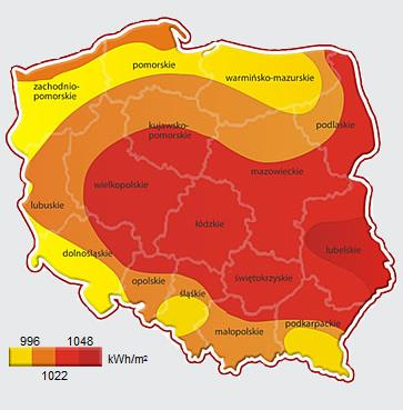 Rysunek 21. Roczne promieniowanie całkowite na terenie Polski (źródło:www.delta-eko.pl) Energia całkowitego promieniowania słonecznego w województwie mazowieckim wacha się w granicach ok.