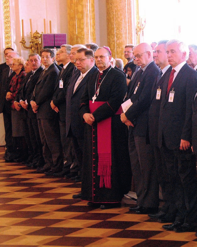 KALENDARZ WYDARZEŃ Od lewej: sędzia Beata