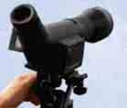 PhotoScope 85 T* FL Klasa spektywów Carl Zeiss We właściwym momencie Jednoczesna obserwacja i fotografowanie Luneta obserwacyjna Victory PhotoScope 85 T* FL to pierwszy na świecie spektyw z