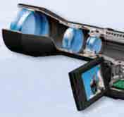 Inżynierom firmy Carl Zeiss udało się połączyć optykę do obserwacji o bardzo szerokim polu widzenia z aparatem cyfrowym o wyjątkowo długiej ogniskowej w jednym