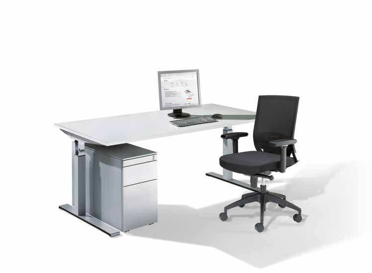 Stoły, kontenery & krzesła Komfort, ergonomia i dobre samopoczucie na stanowisku pracy: to gwarantują meble biurowe C+P, produkowane ze stali w kombinacji z innymi materiałami, spełniając najwyższe