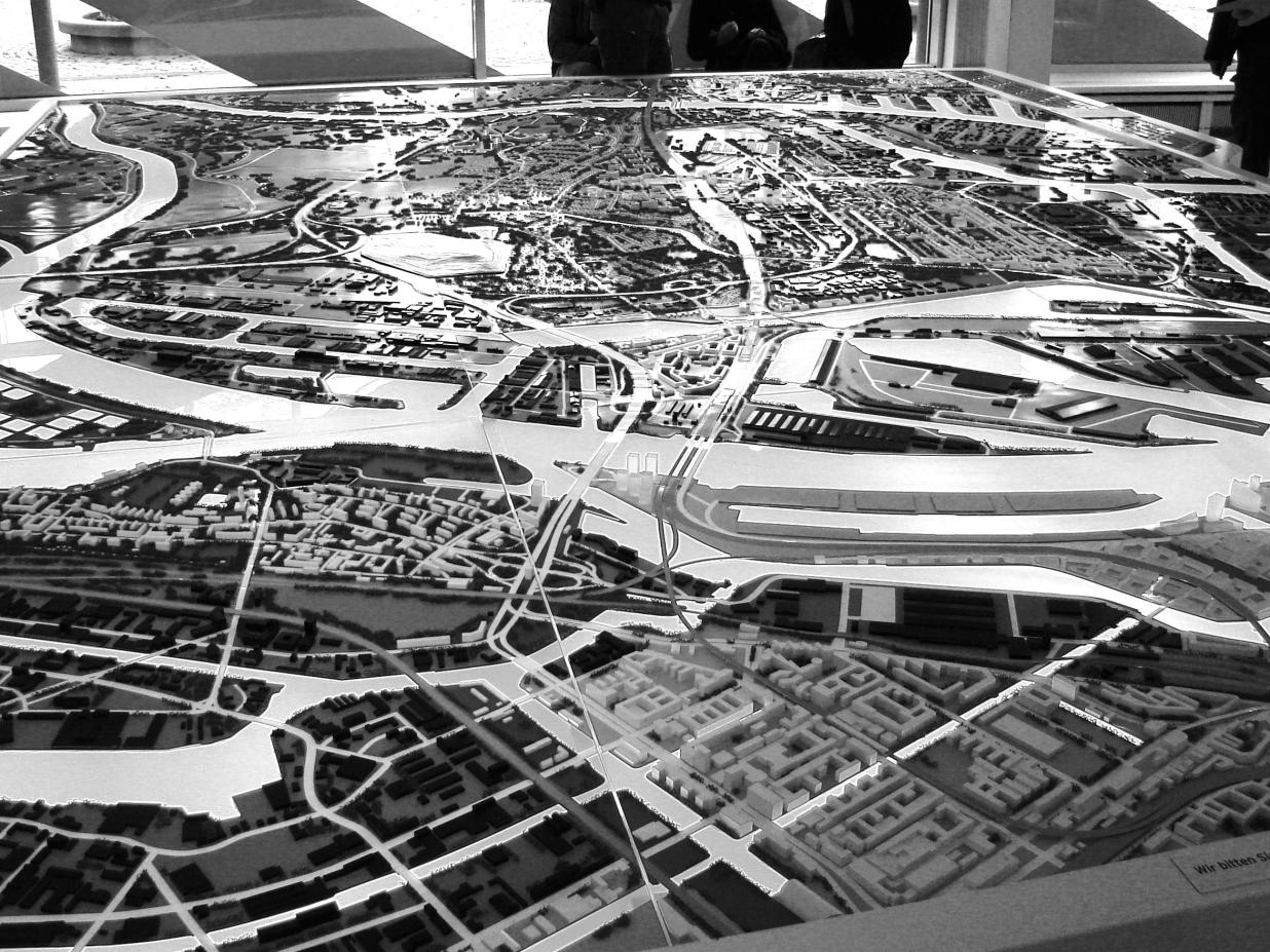 WPROWADZENIE IBA: CO TO JEST? OGRANICZENIA IBA Hamburg 2006-2013 Przyszłość metropolii w dobie globalizacji.