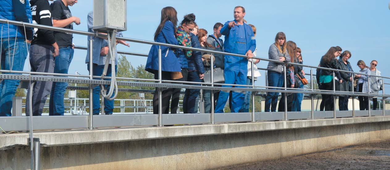 OCZYSZCZALNIE ŚCIEKÓW W RYBNEJ, KOLONII POCZESNA, OLSZTYNIE I KAROLINIE Są to oczyszczalnie składające się ze zbiorników stalowych znajdujących się w budynku murowanym i zadaszonym.