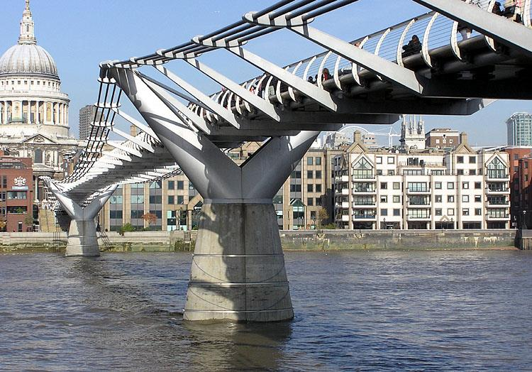 Bridge, Londyn, 000